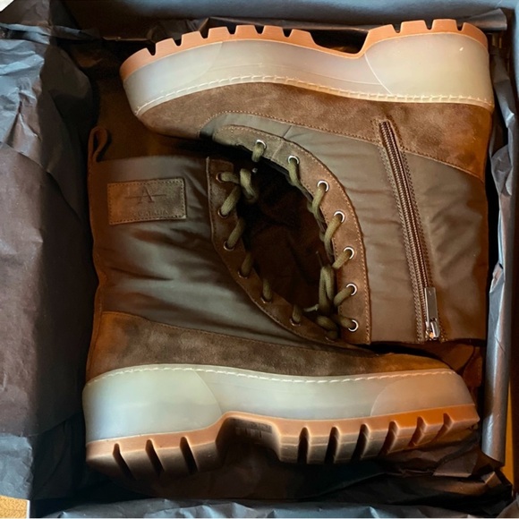 Aquatalia Olive Green Platform Winter Boots - Picture 4 of 6